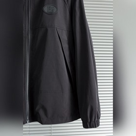 Коллекция Burberry Осень/Зима 2026： Дв