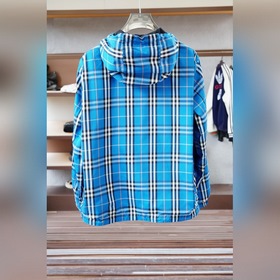 Burberry — многослойная куртка-парка с