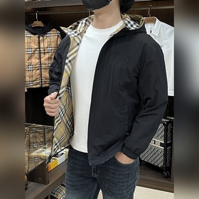 Презентация коллекции Burberry Pre-Fal