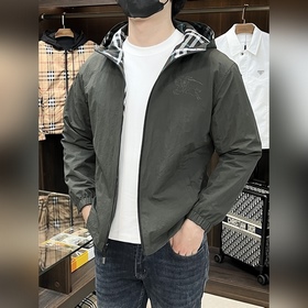 Презентация коллекции Burberry Pre-Fal
