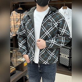 Презентация коллекции Burberry Pre-Fal