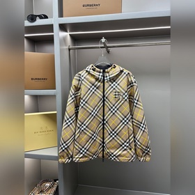 Двусторонняя куртка BURBERRY в клетку