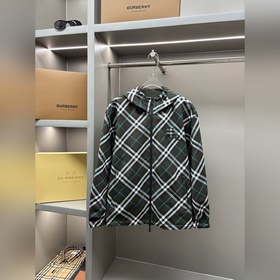 Двусторонняя куртка BURBERRY в клетку