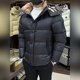 Флагманская пуховая куртка Burberry： н