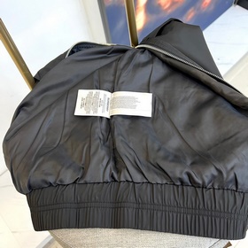 Burberry Осень/Зима 2025 Куртка с воро