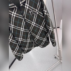 Новая двусторонняя куртка Burberry Э