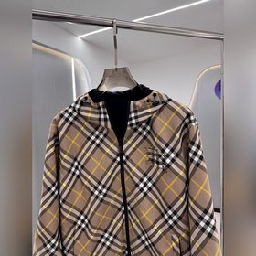 Новая двусторонняя куртка Burberry Э