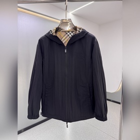 Новая двусторонняя куртка Burberry Э