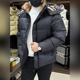 Флагманская пуховая куртка Burberry： н