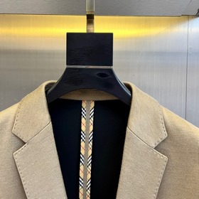 Burberry Осень/Зима 2025 Новинка Шерст