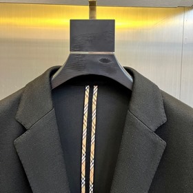 Burberry Осень/Зима 2025 Новинка Шерст