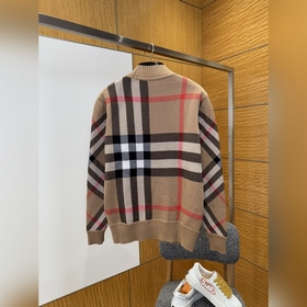 Вязаный кардиган BURBERRY Tartan ---