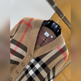 Вязаный кардиган BURBERRY Tartan ---