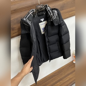 Флагманская пуховая куртка Burberry： н