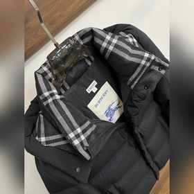 Флагманская пуховая куртка Burberry： н