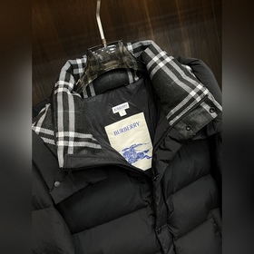 Флагманская пуховая куртка Burberry： н