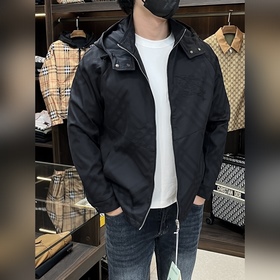 Презентация коллекции Burberry Pre-Fal