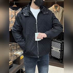 Презентация коллекции Burberry Pre-Fal