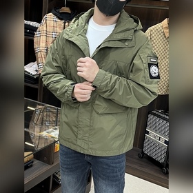 Презентация коллекции Burberry Pre-Fal