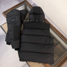 Новая коллекция Burberry уже доступна 