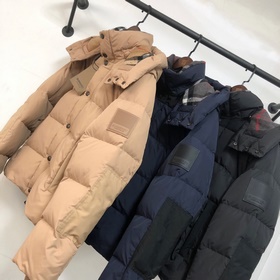 Новая коллекция Burberry уже доступна 