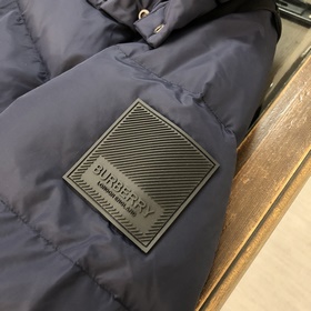 Новая коллекция Burberry уже доступна 