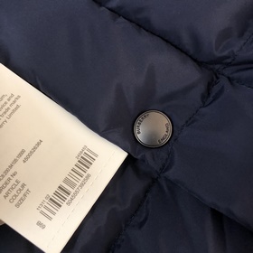 Новая коллекция Burberry уже доступна 