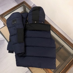 Новая коллекция Burberry уже доступна 