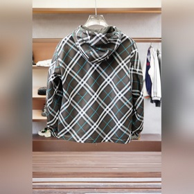 Burberry — коллекция Pre-Spring 2026