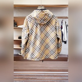 Burberry — коллекция Pre-Spring 2026 