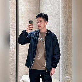 Куртка Burberry 25s с капюшоном, выпол