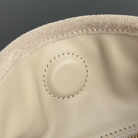 # Сумка Bv New Medium Lambskin HOP 796