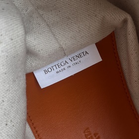 #Bv Новинка： сумка Raffia Loop уже в п