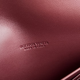 BV Новинка Andiamo Clutch Small Daisy 