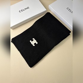 Классический кашемировый шарф CELINE. 