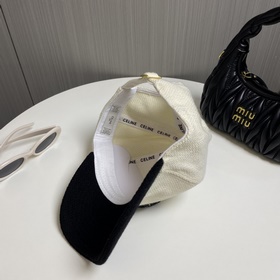 CELINE Новая бейсболка с вышитой букво