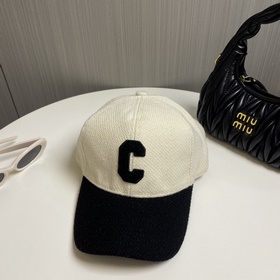 CELINE Новая бейсболка с вышитой букво