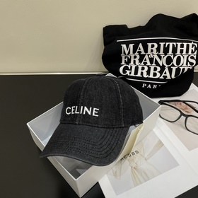 CELINE Новая бейсболка с вышивкой «Три