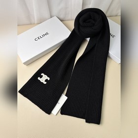 Классический кашемировый шарф CELINE. 