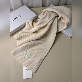 Классический кашемировый шарф CELINE. 