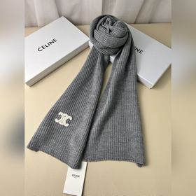 Классический кашемировый шарф CELINE. 