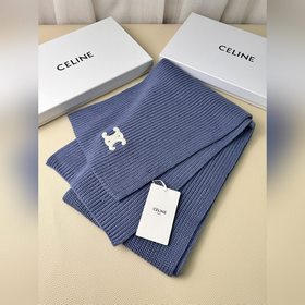 Классический кашемировый шарф CELINE. 