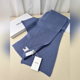 Классический кашемировый шарф CELINE. 