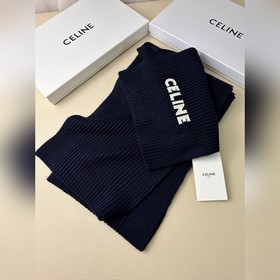 Классический кашемировый шарф CELINE. 