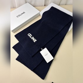 Классический кашемировый шарф CELINE. 