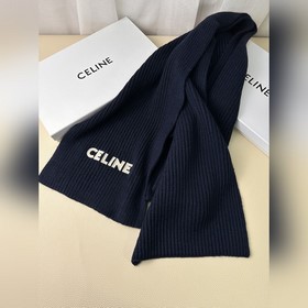 Классический кашемировый шарф CELINE. 