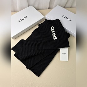 Классический кашемировый шарф CELINE. 