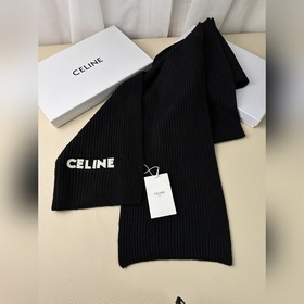 Классический кашемировый шарф CELINE. 