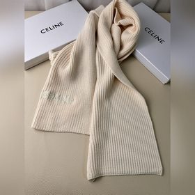 Классический кашемировый шарф CELINE. 