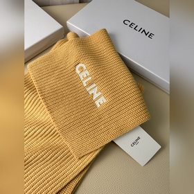 Классический кашемировый шарф CELINE. 